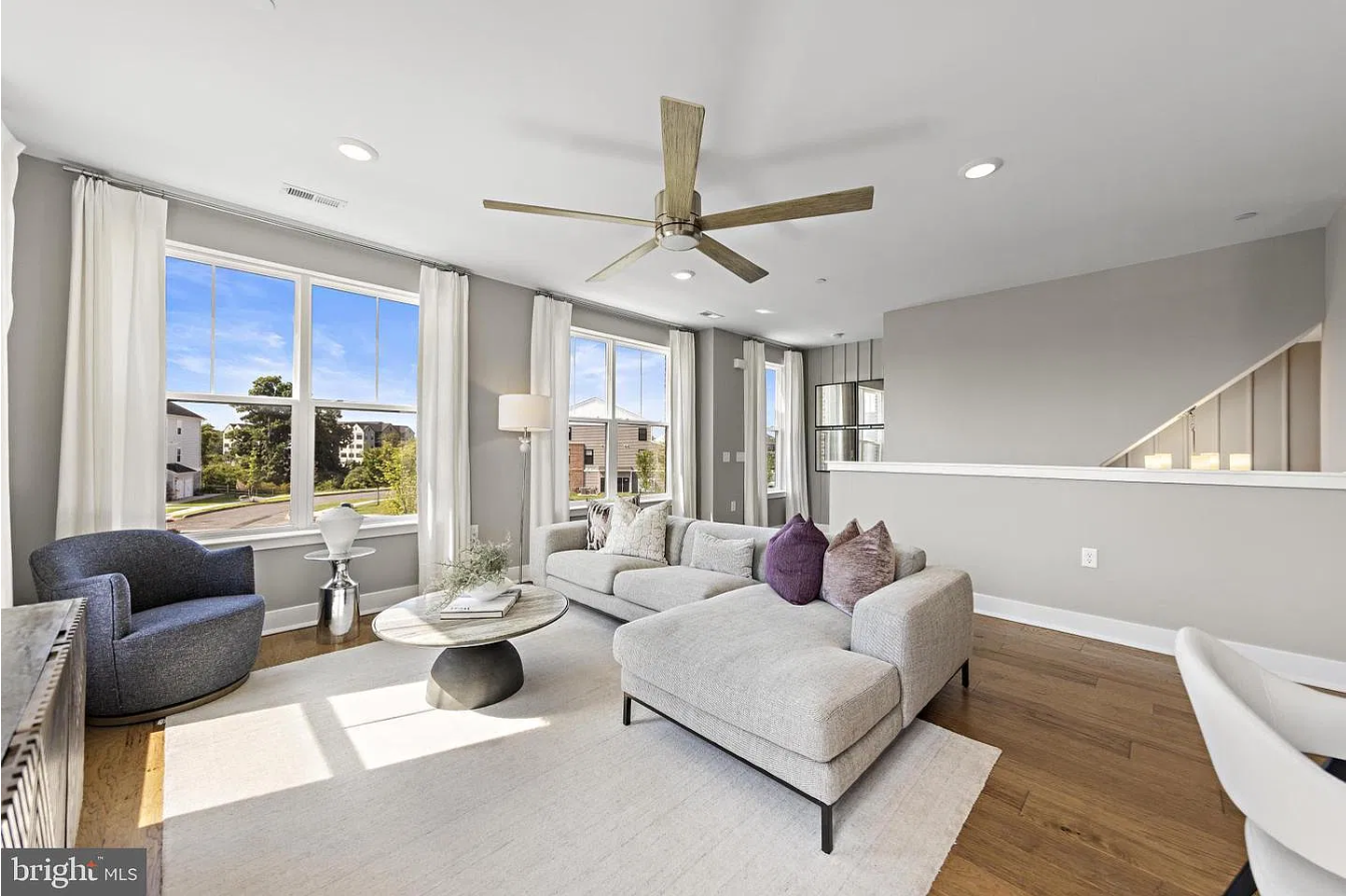 177 Leona Stewart Blvd 1
